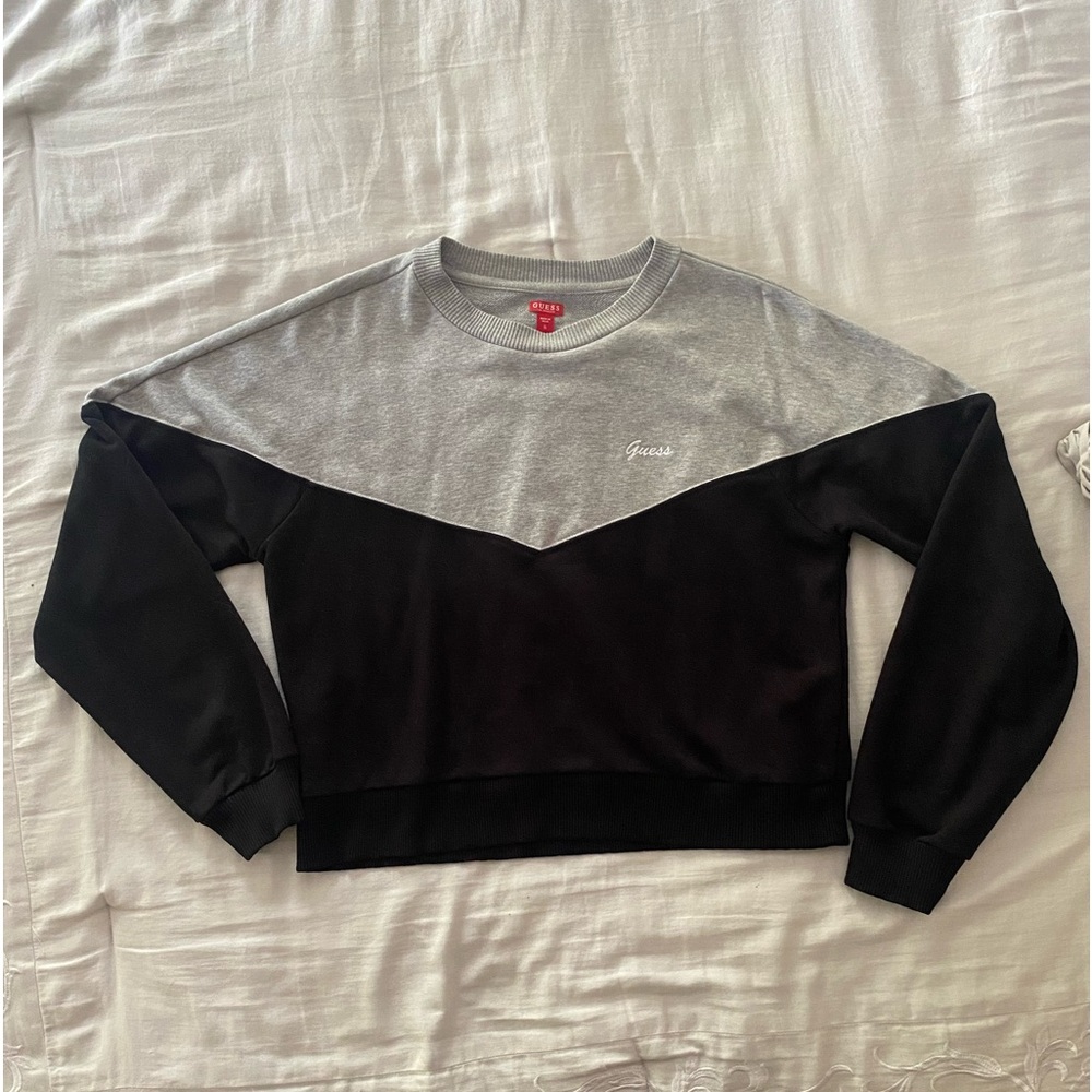 Cropped Guess long sleeve size small